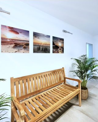 mit freude am detal – sitzbank im empfangsbereich